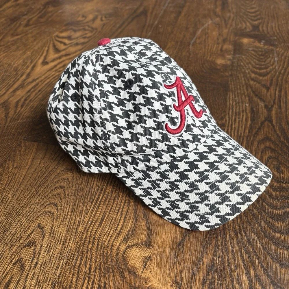 Nike Team Alabama Crimson Tide Houndstooth Strapback Cap Unisex One Size - Picture 2 of 12